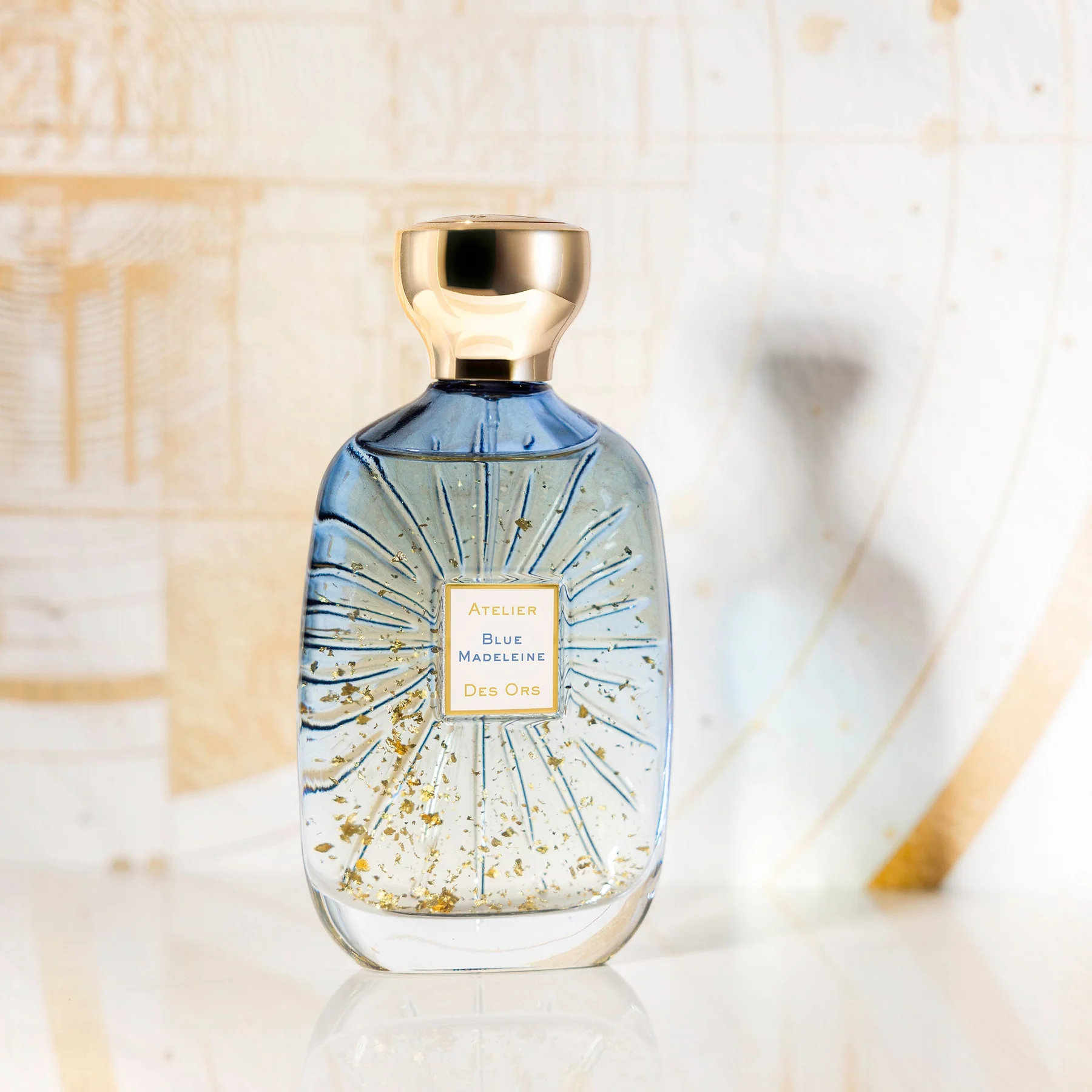 BlueMadeleine-Noel2025-2-RET.jpg